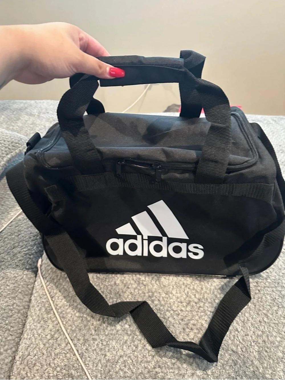 🆕Adidas Unisex Black & White Small Diablo Logo Athletic Duffel Gym Bag⭐️⭐️